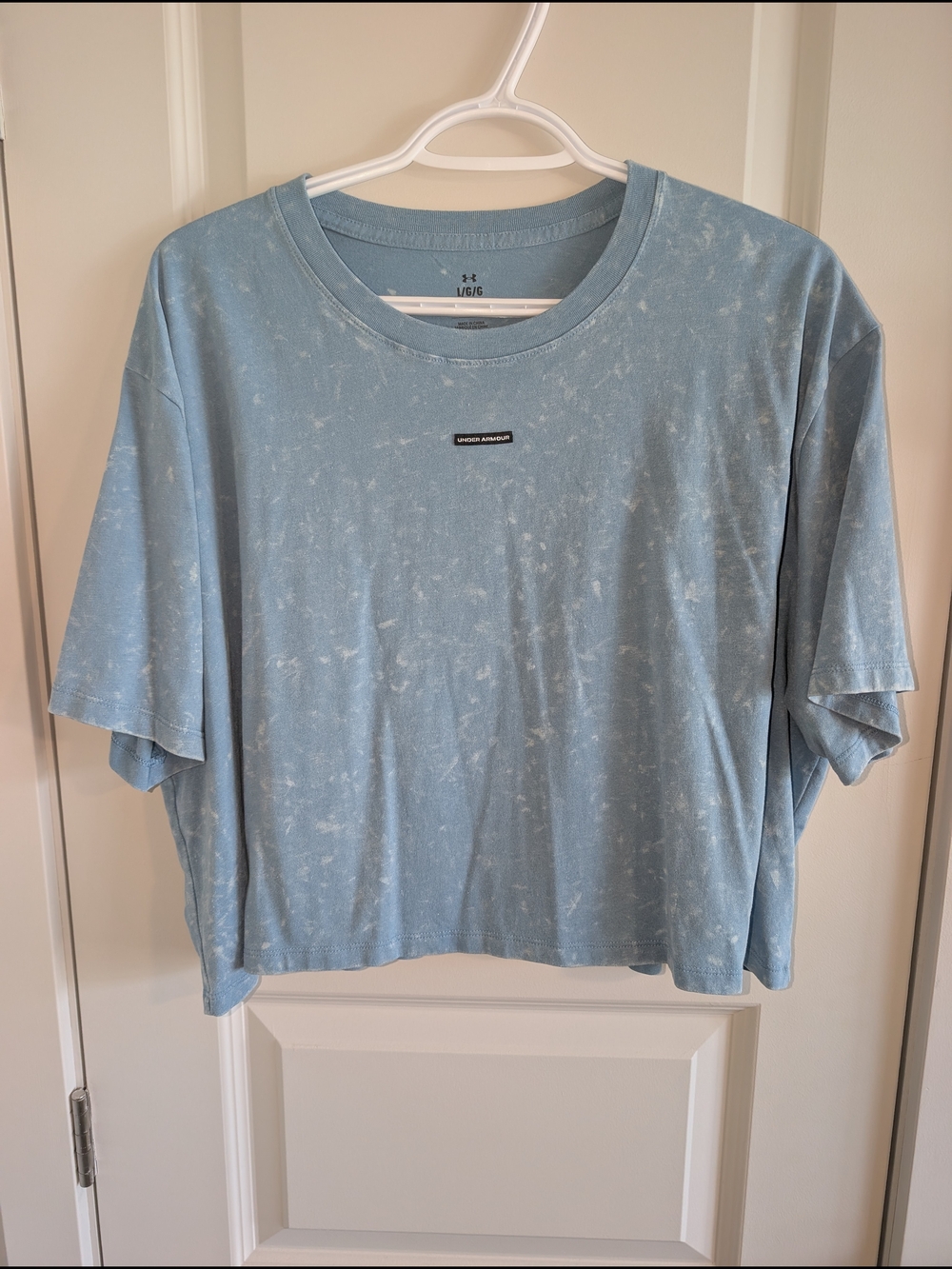 NWOT Under Armour Cropped Tee